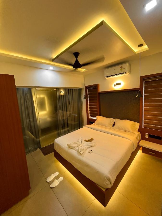 Bbc Luxury Apartments Perintalmanna Екстериор снимка