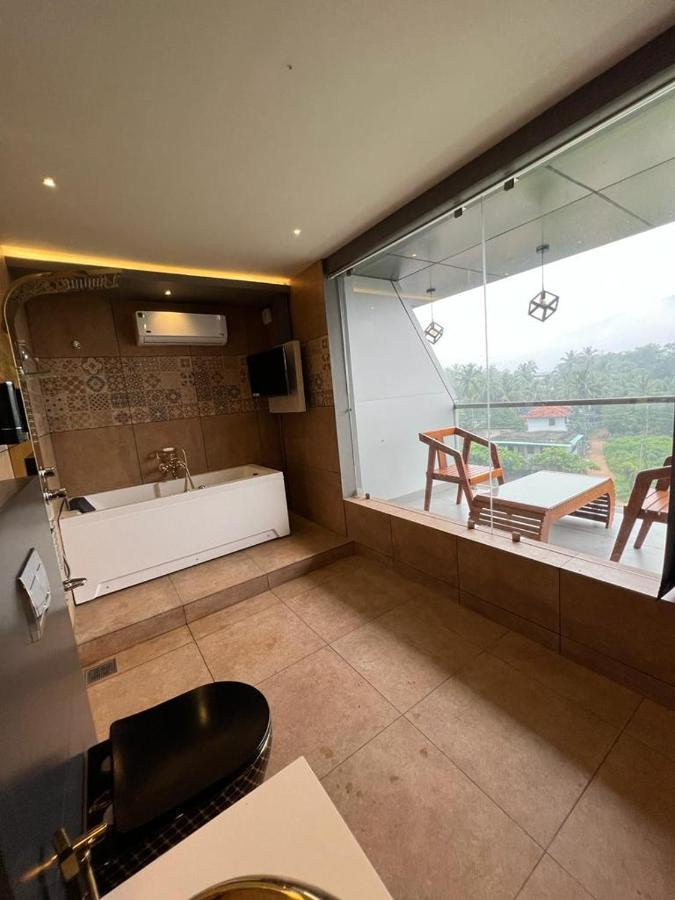 Bbc Luxury Apartments Perintalmanna Екстериор снимка