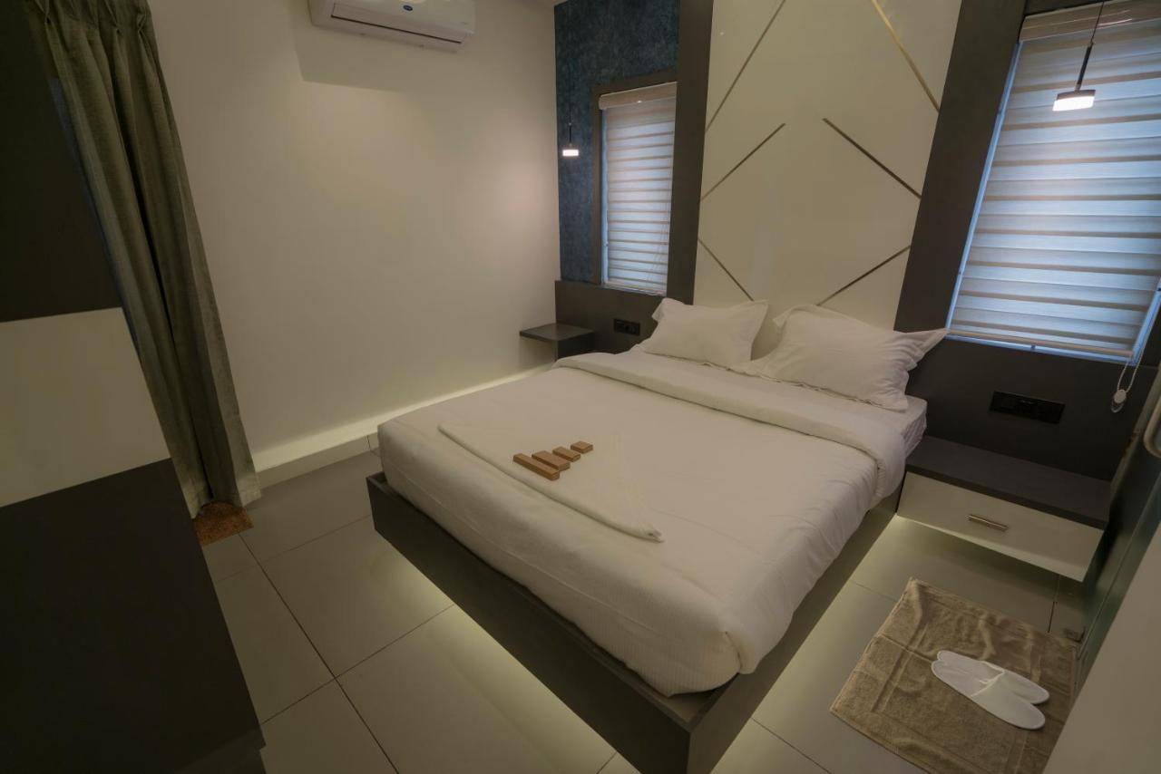 Bbc Luxury Apartments Perintalmanna Екстериор снимка